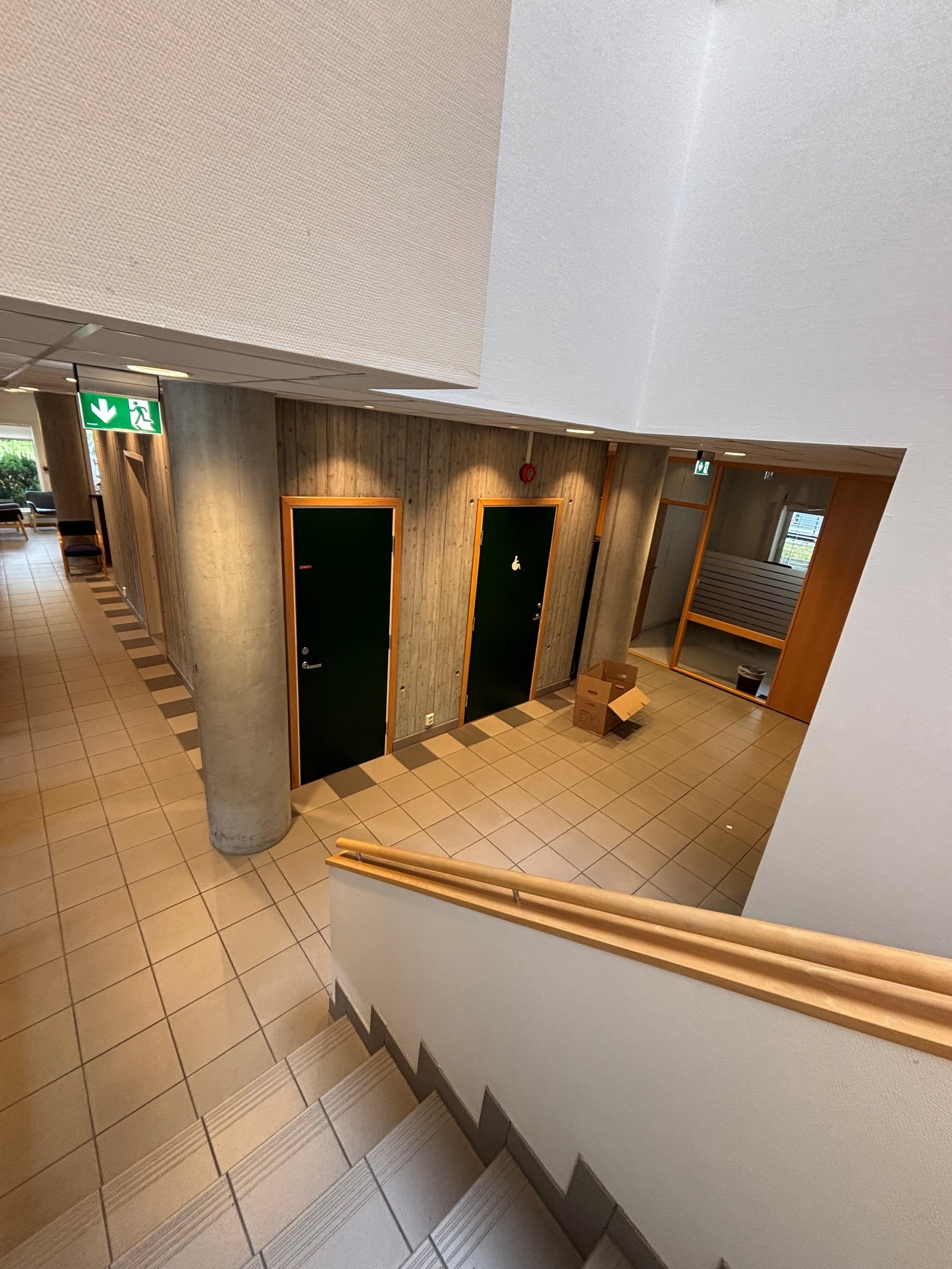 Oversikt fra trapp Galleribilde