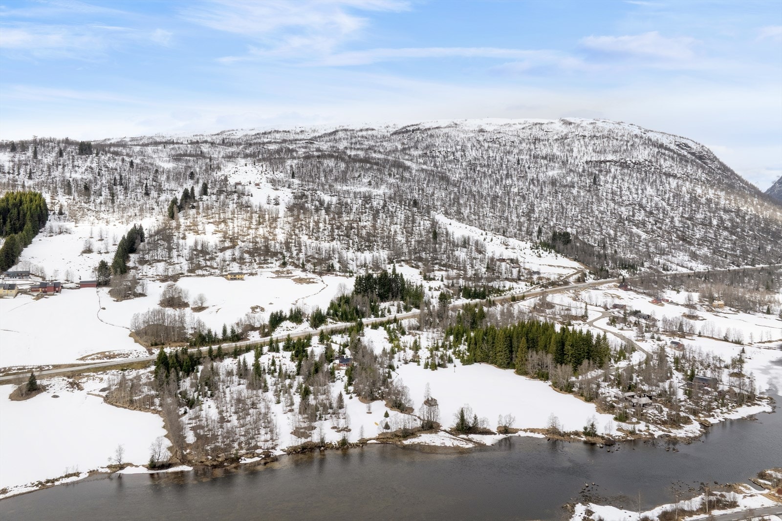 All jorda er for tida utleigd på to ulike kontraktar med utløp samtidig 31.12.2026. Galleribilde