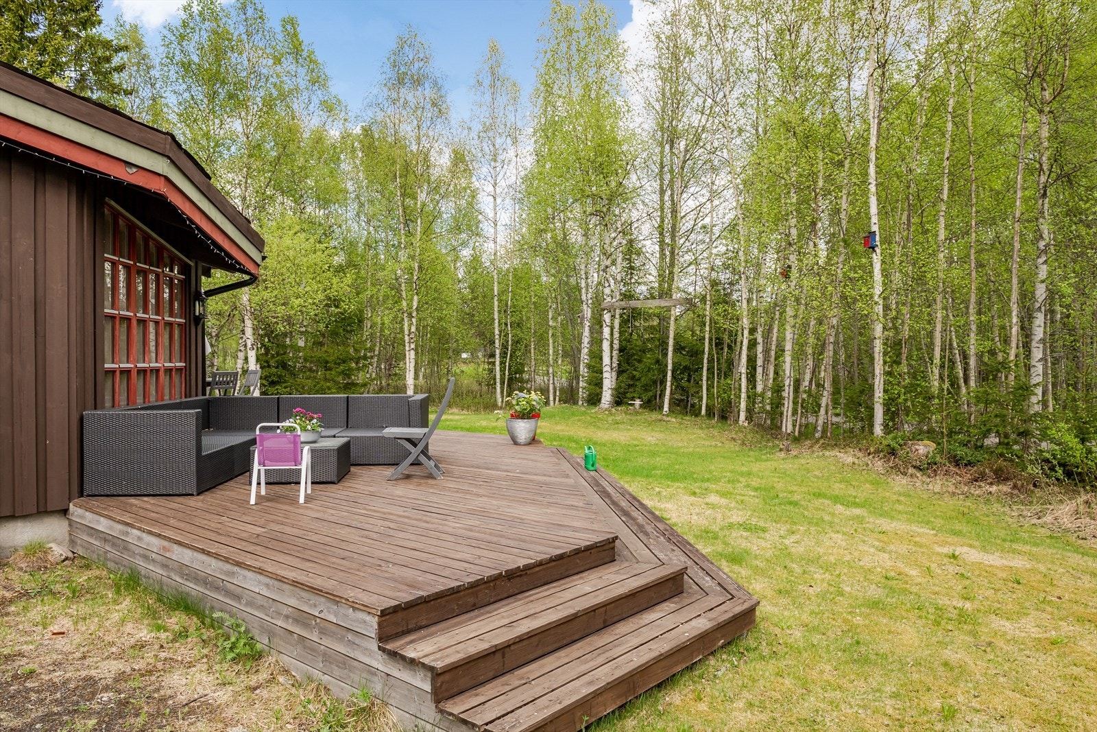Om du er på jakt etter et fristed med flotte fasiliteter, nærhet til golfbanen, vakker natur og med god plass til de du er glad i, kan dette være stedet du er på jakt etter. Galleribilde