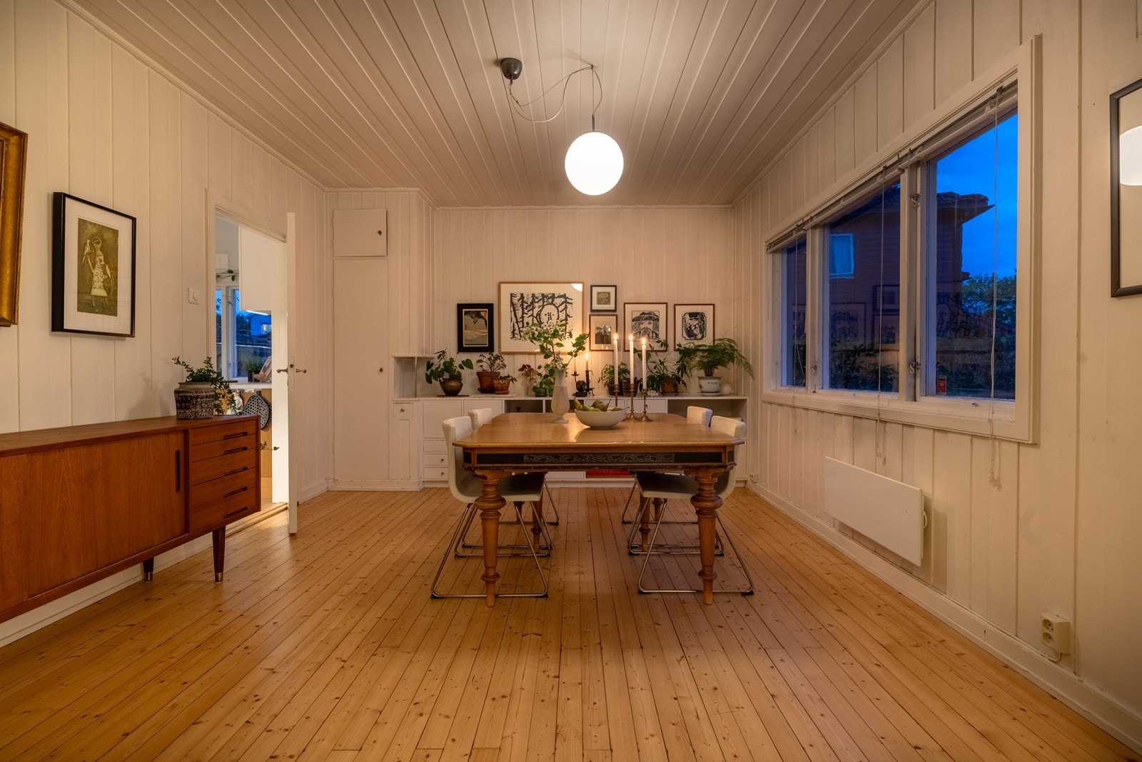 Kveldsstemning. Galleribilde