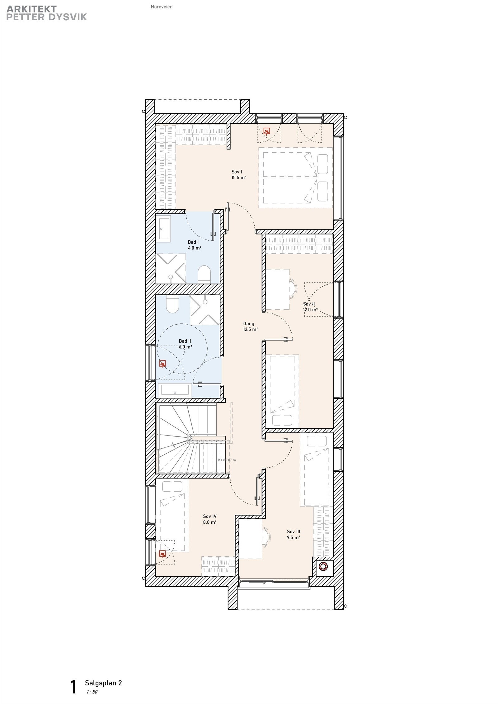 2. etasje: Hall, bad, 4 soverom hvoran hovedsoverommet er i en-suiteløsning med walk-in og eget bad. Galleribilde