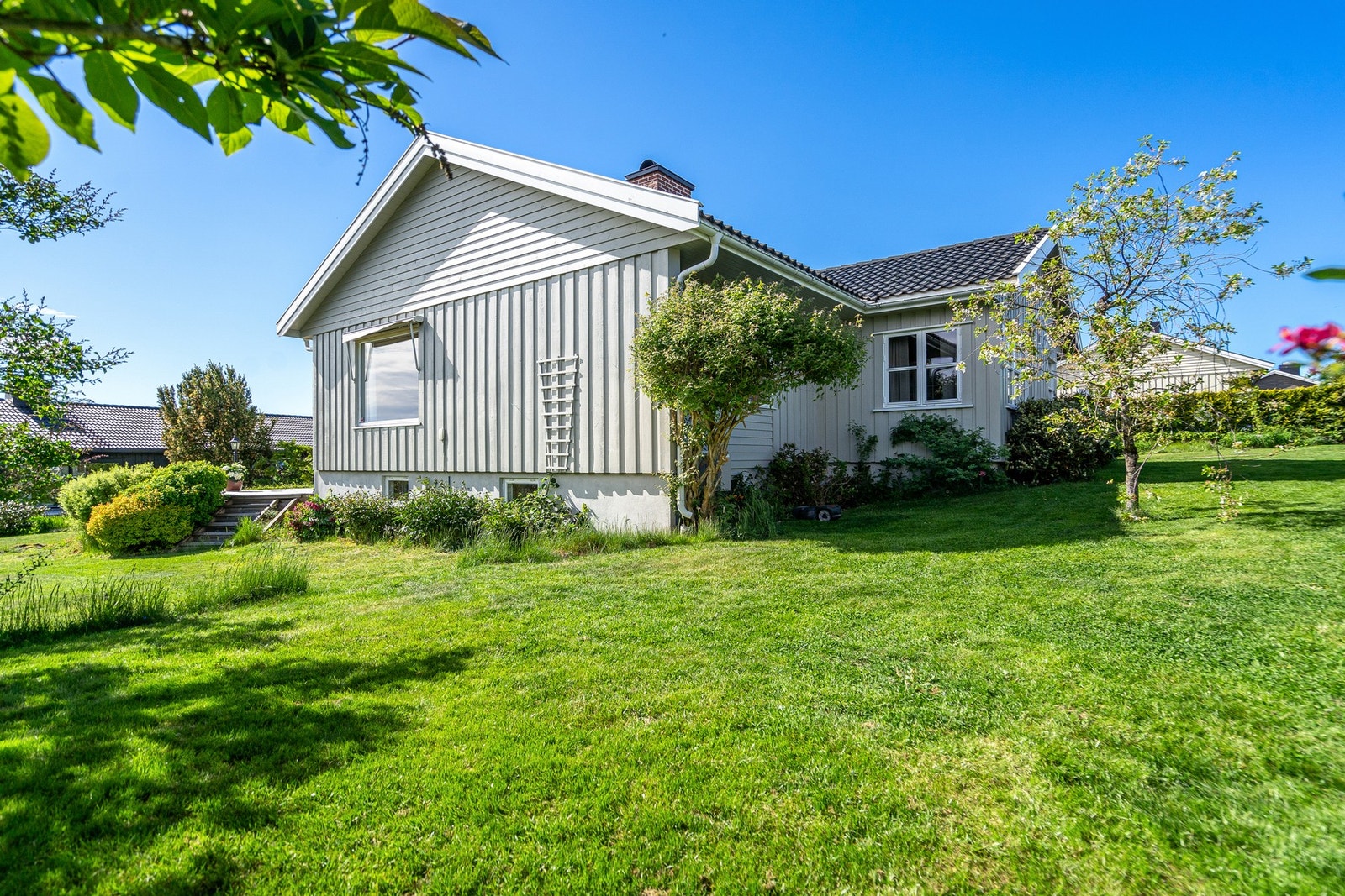 Barnevennlig hagetomt Galleribilde