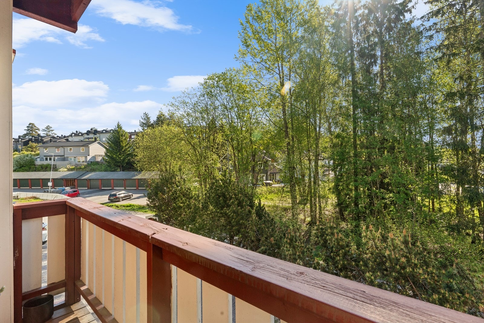 Dette er en lys og flott 2-roms selveierleilighet med en sentral og attraktiv beliggenhet på Rasta. Galleribilde
