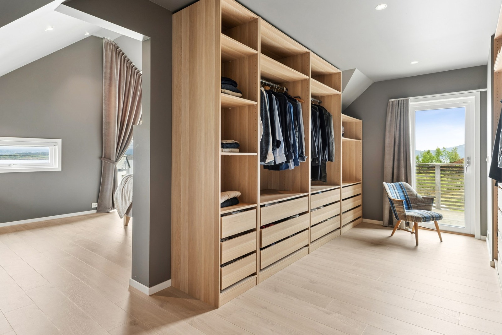 Direkte adkomst til walk in-closet! Galleribilde