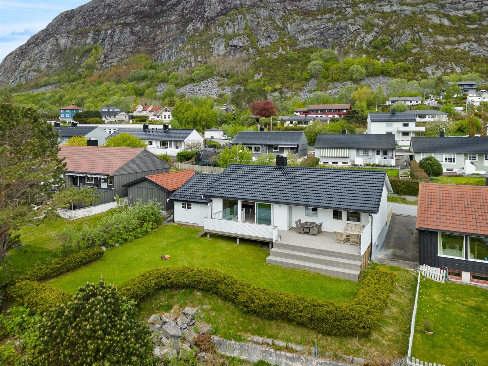 Dronebilde av eiendommen Galleribilde
