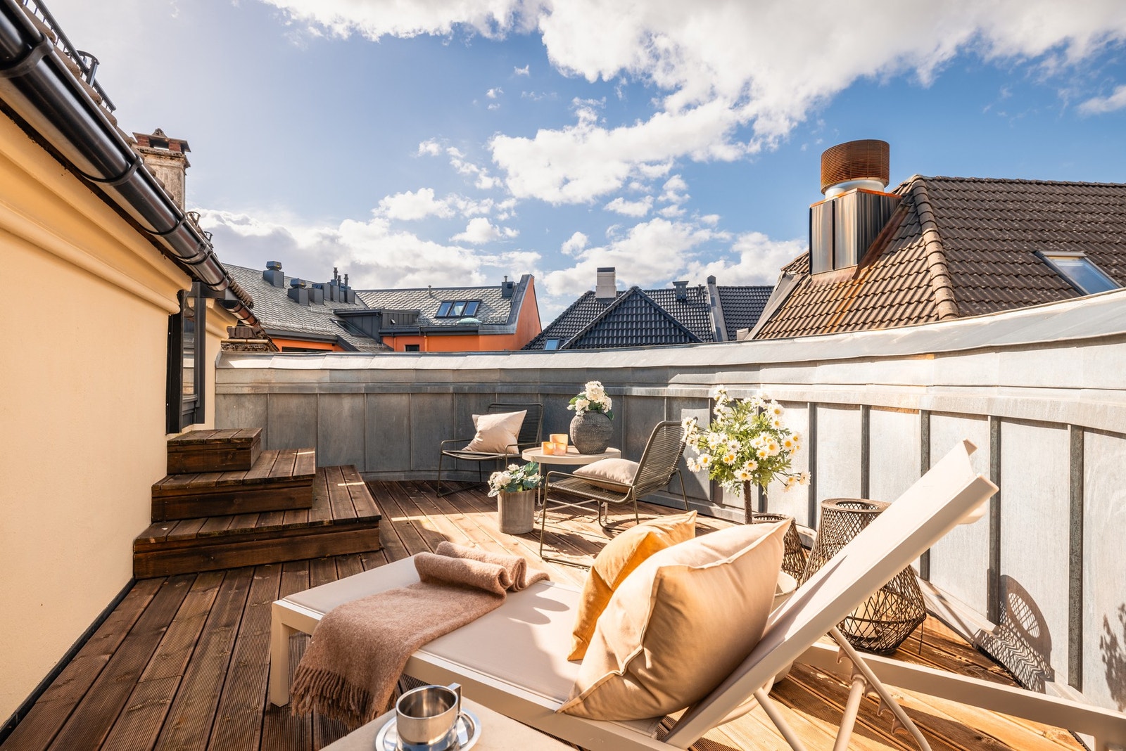 - Takterrassen lar deg nyte solskinnsdagene helt privat - en sjelden gode så sentralt i Bergen - Galleribilde