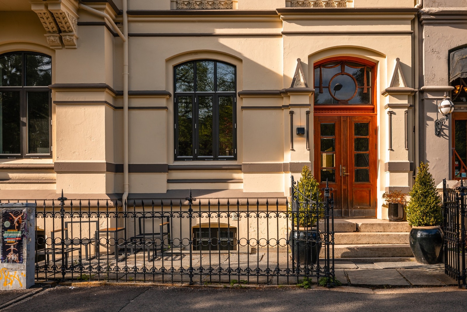 - Pent og velholdt inngansparti - Galleribilde