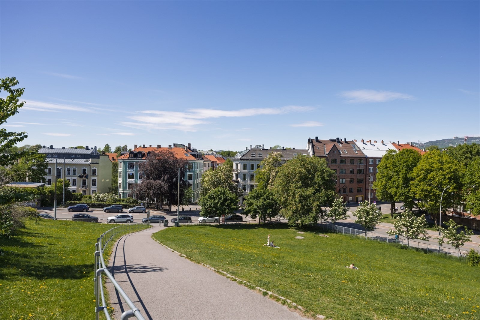 Idioten park ligger rett rundt hjørnet. Galleribilde