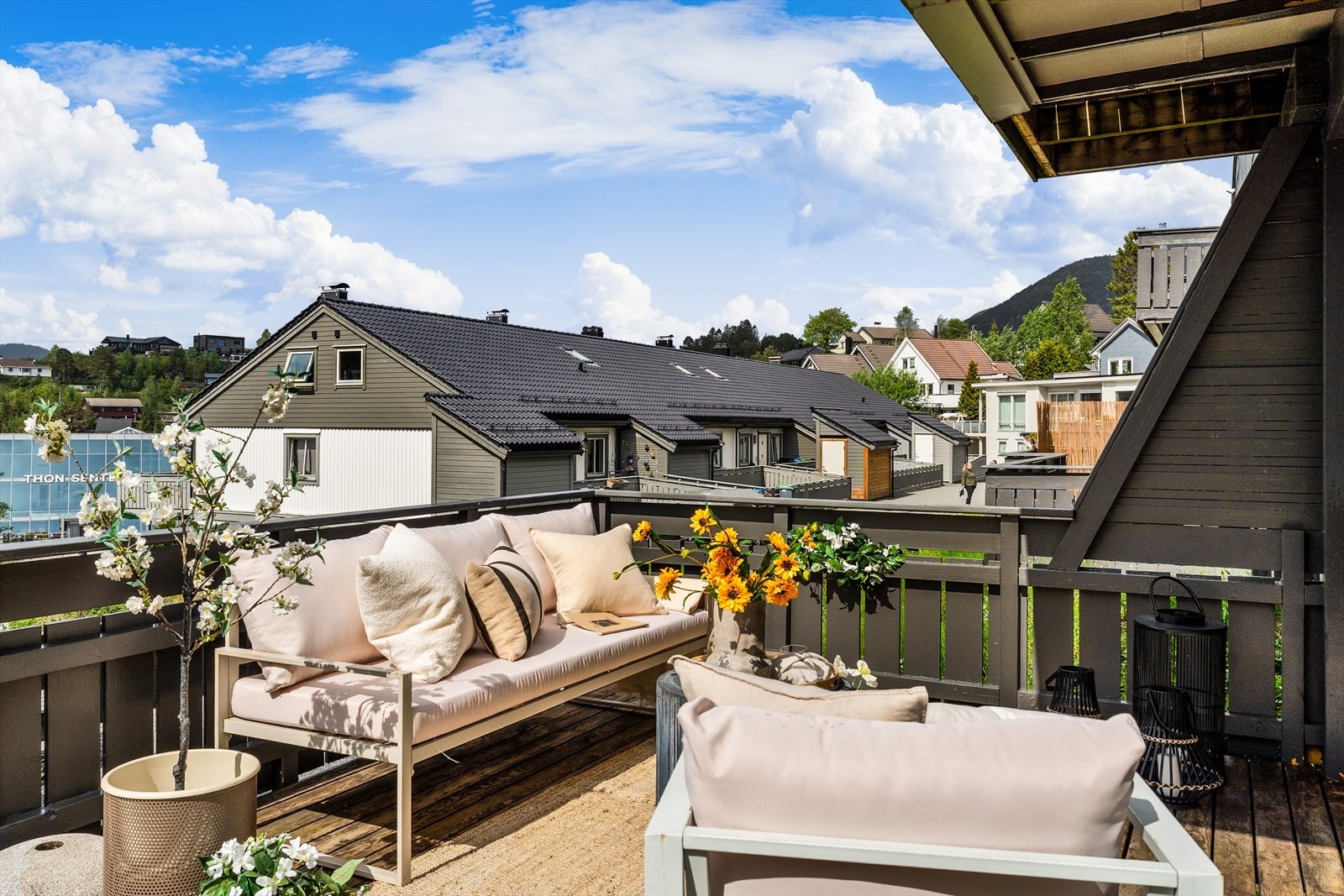 - Eiendomsmegler Norge Arild Lothe- Galleribilde