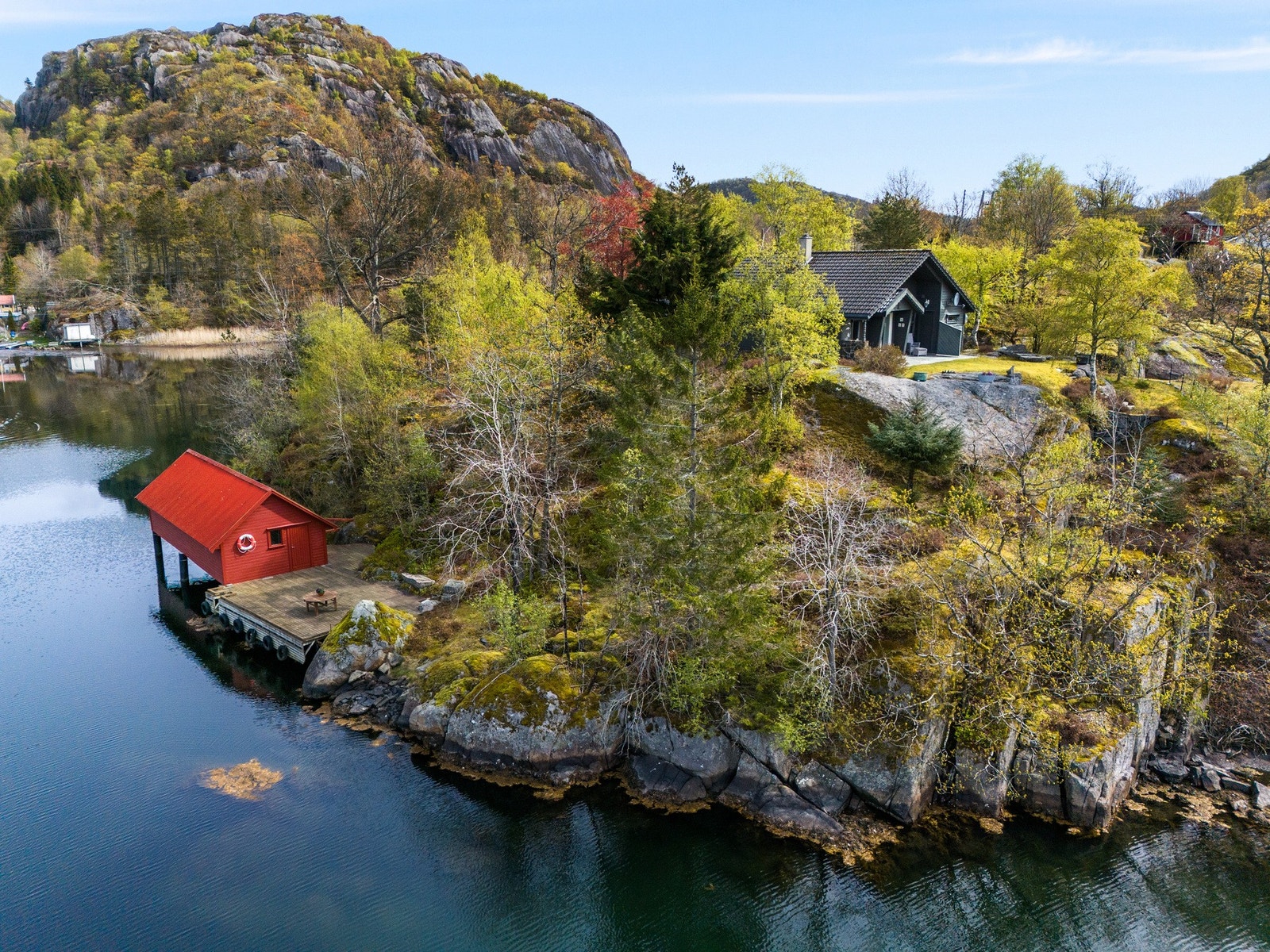 Geir Inge Skåra v/ EIE Eiendomsmegling Egersund har den store glede av å presentere Nordfjordveien 41 Galleribilde
