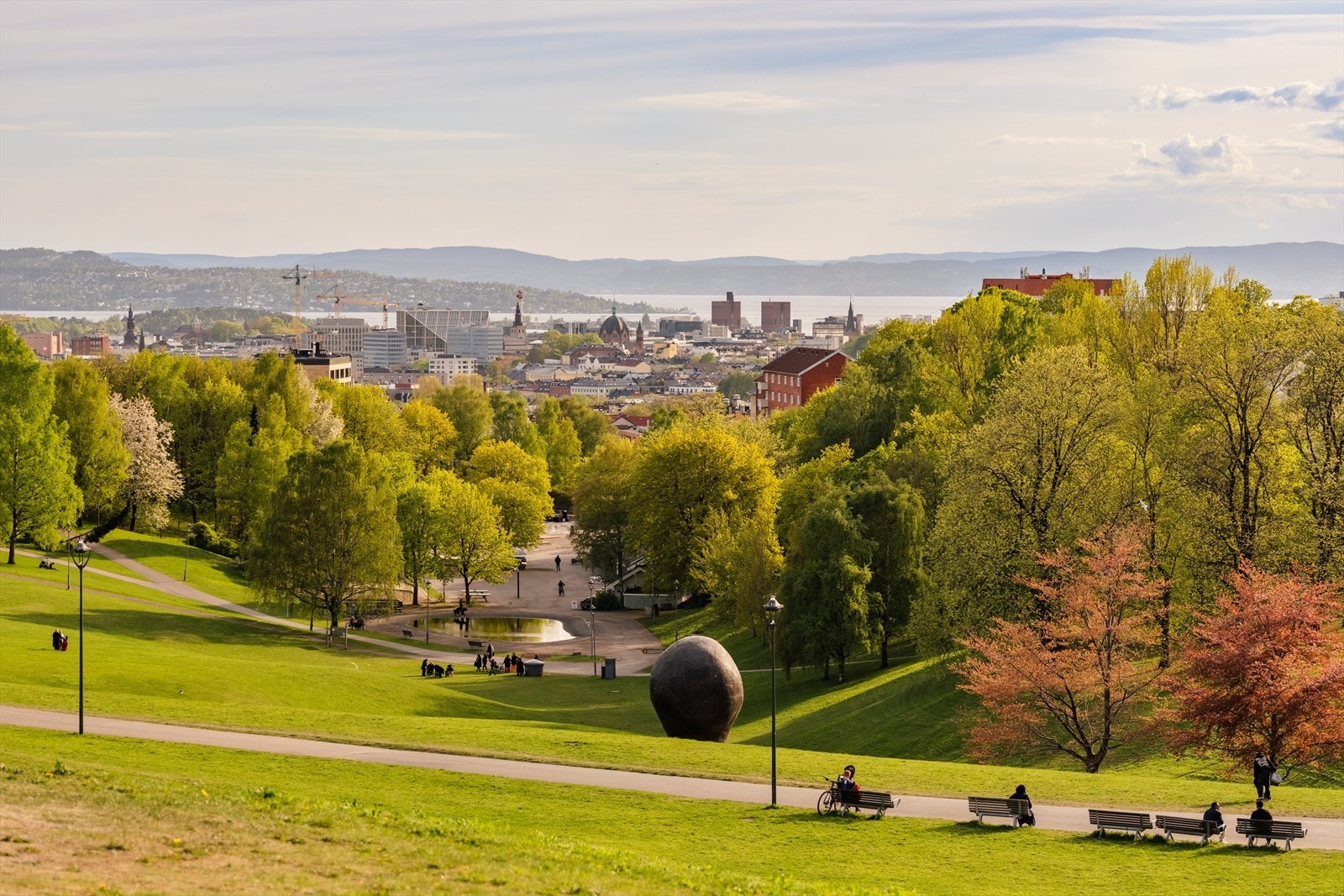 I nærheten har du populære Torshovparken og Torshovdalen, begge med sitt egne flotte preg. Galleribilde