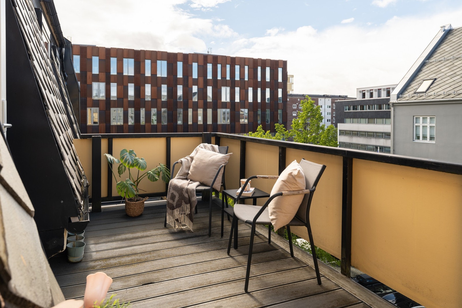 Romslig 4-roms med ypperlig beliggenhet rett ved Gløshaugen. Galleribilde