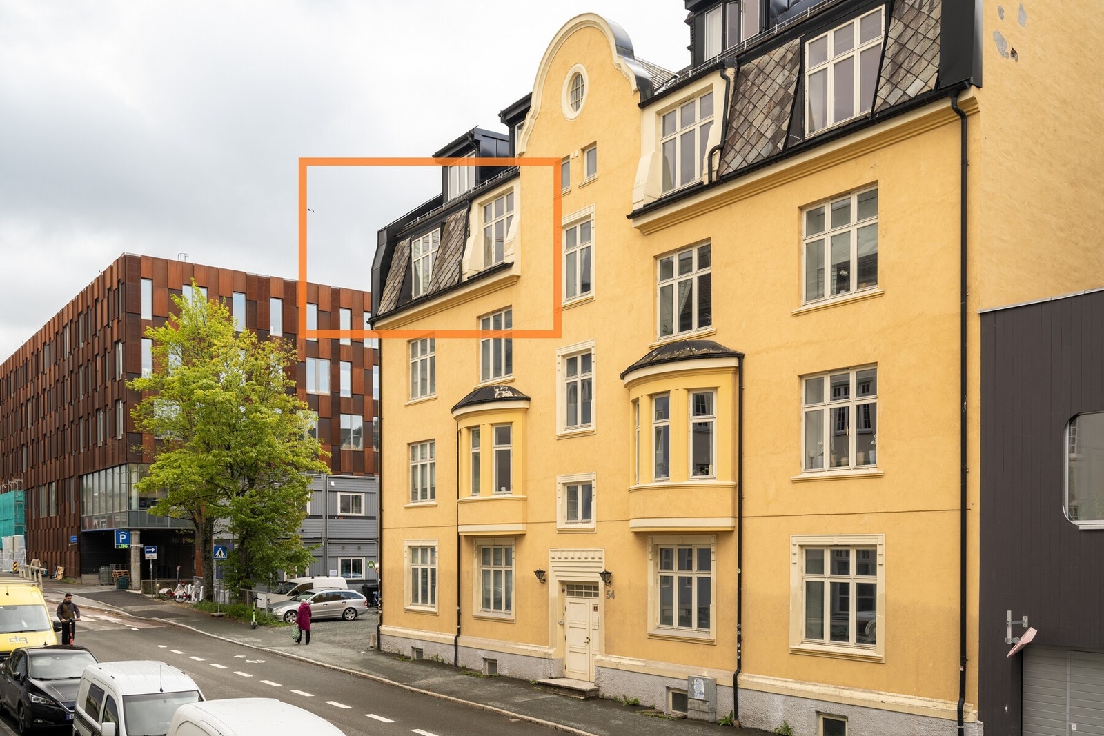Perfekt beliggenhet midt i smørøyet av byens store studiesteder og miljø. Galleribilde
