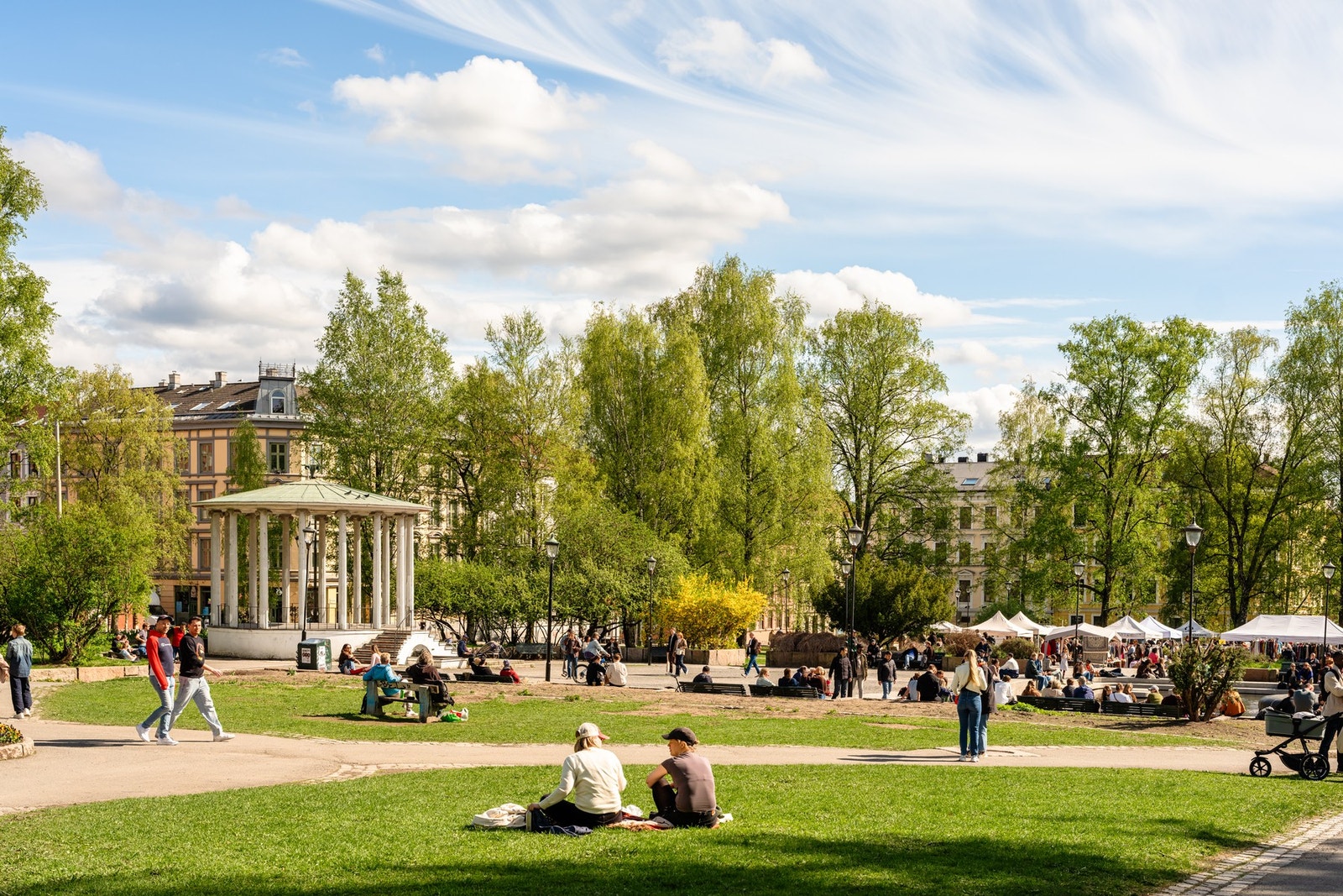 Fint parkområde i nærheten Galleribilde