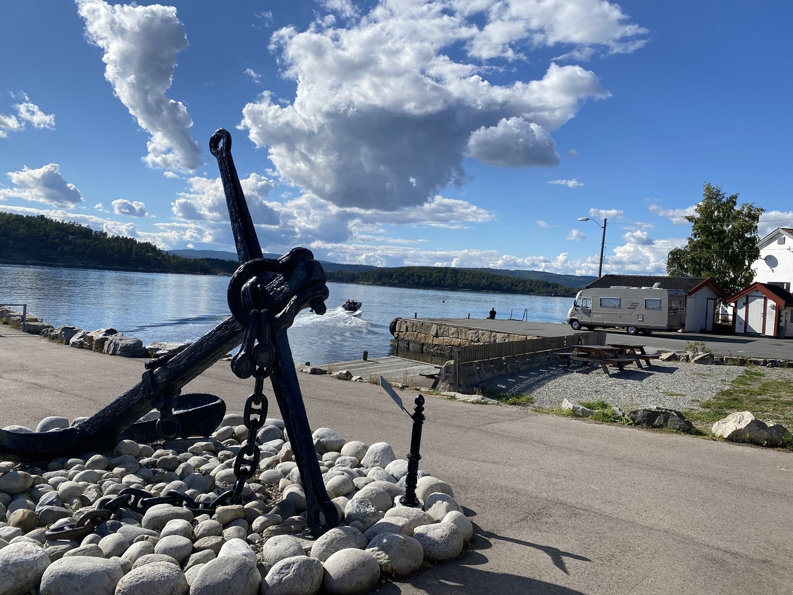 Fagerstrand er plassen for dem som elsker sjøen. Her ligger også Nesoddens største sandstrand. Galleribilde