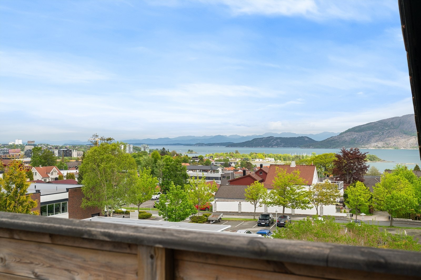 Utsikt over Gandsfjorden. Galleribilde