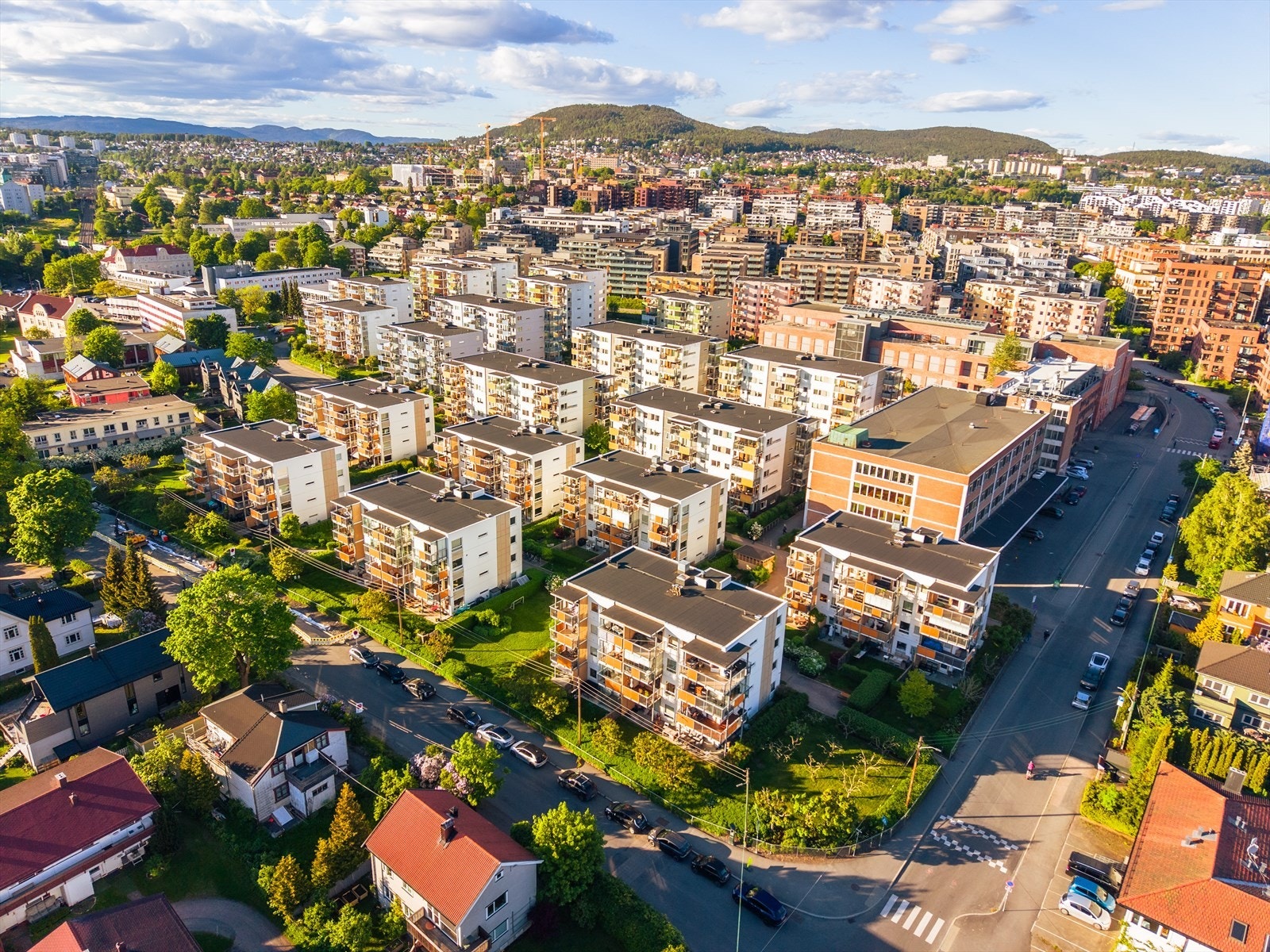 På Frydenberg ligger alt til rette for en hyggelig tilværelse og et mangfold av tilbud! Galleribilde