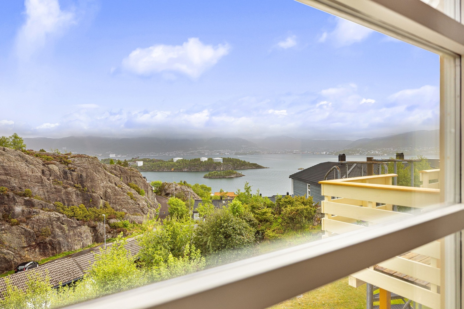 Fint å kunne følge med på livet på Byfjorden. Galleribilde