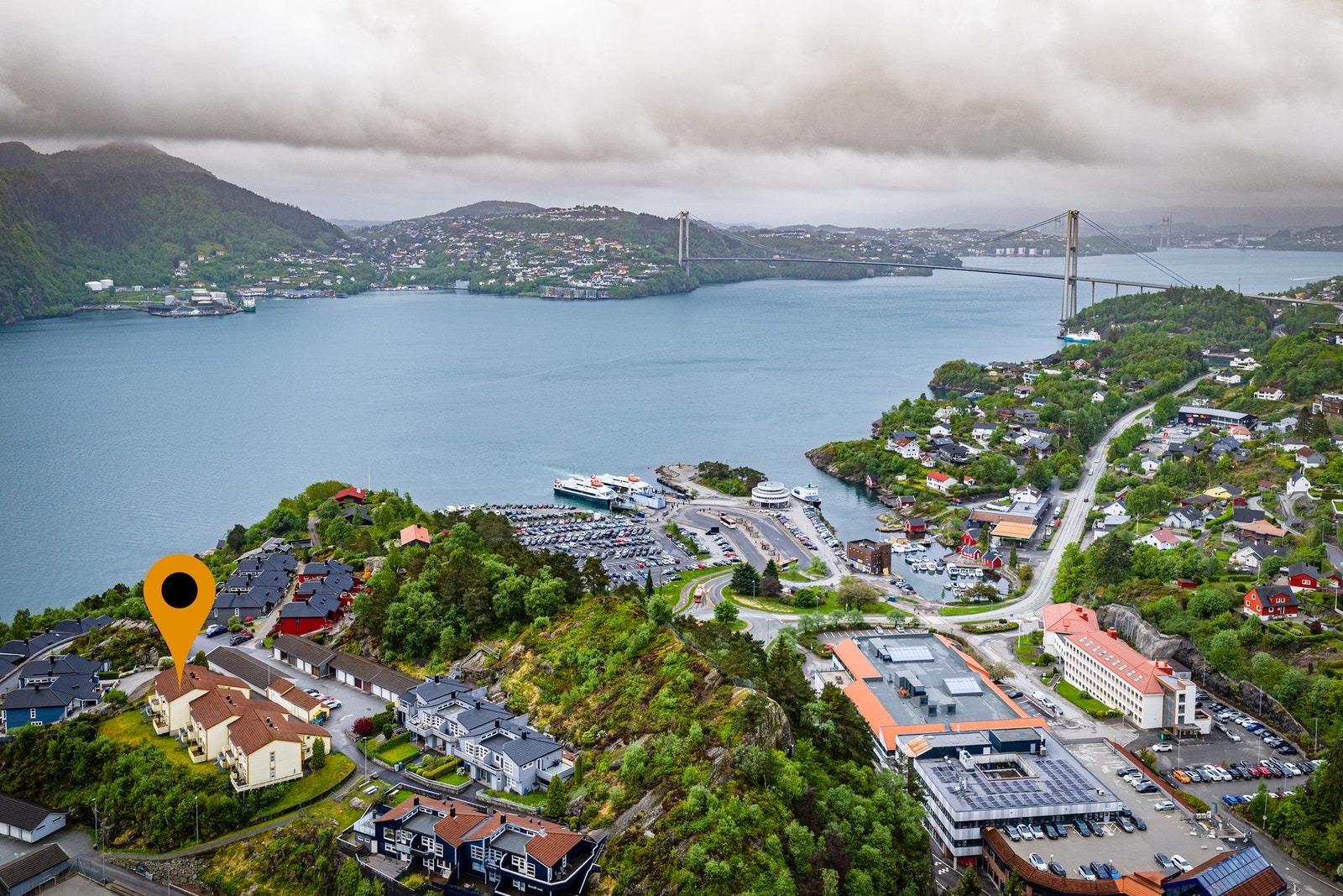 Kort gåavstand til Kleppestø senter. Galleribilde