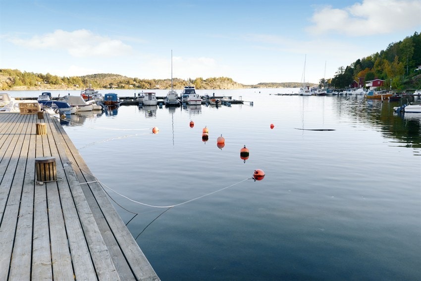 Det er også kort vei til Ormestadvika med båthavn og badeplasser. Galleribilde