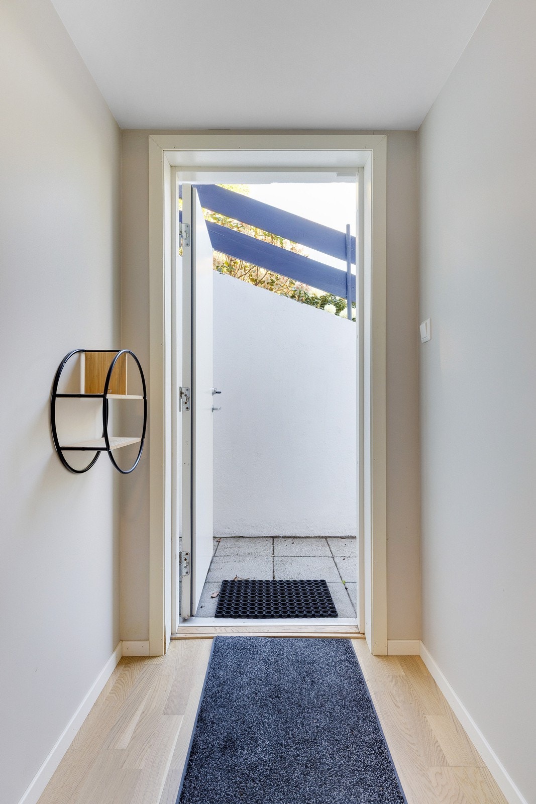 Underetasje: Inngangsparti. Galleribilde