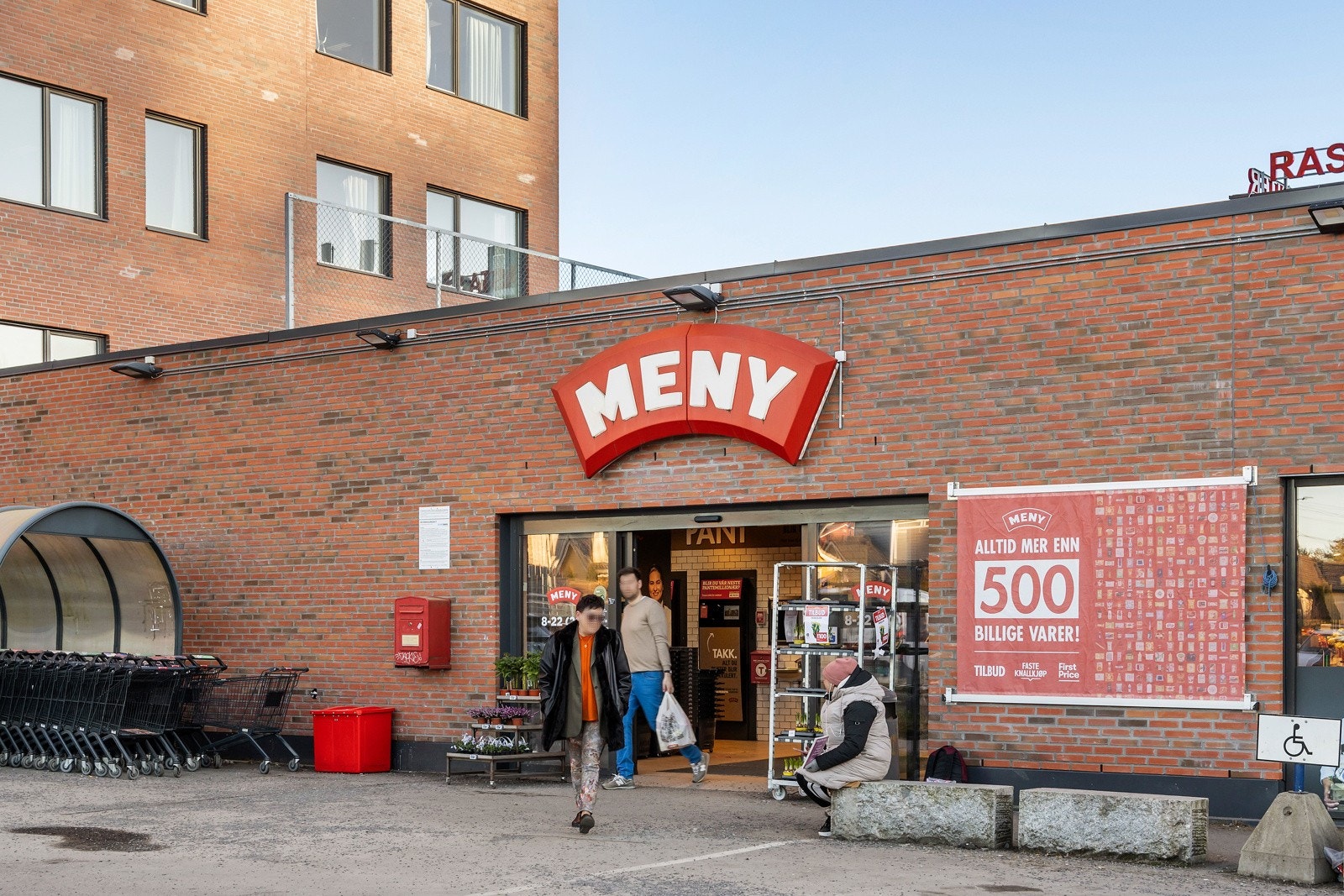 Meny på Rasta Galleribilde