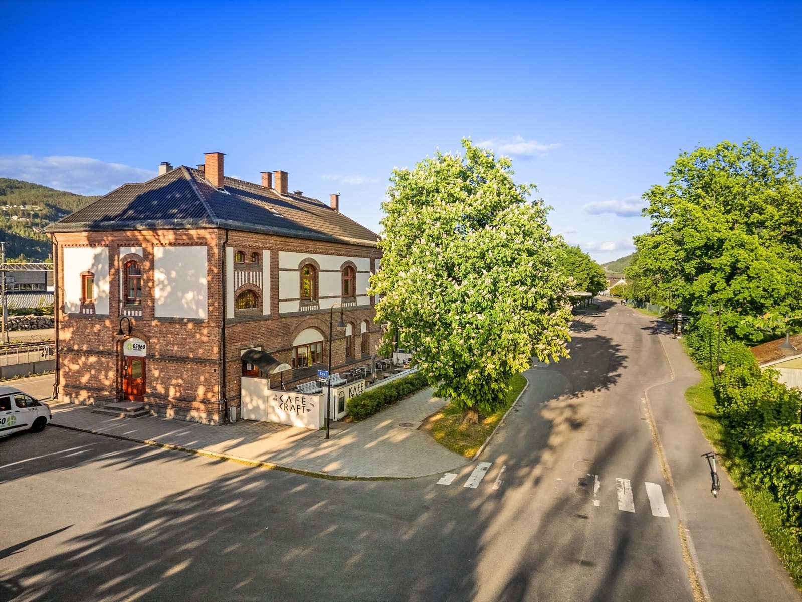 Gangavstand til jernbanestasjonen Galleribilde