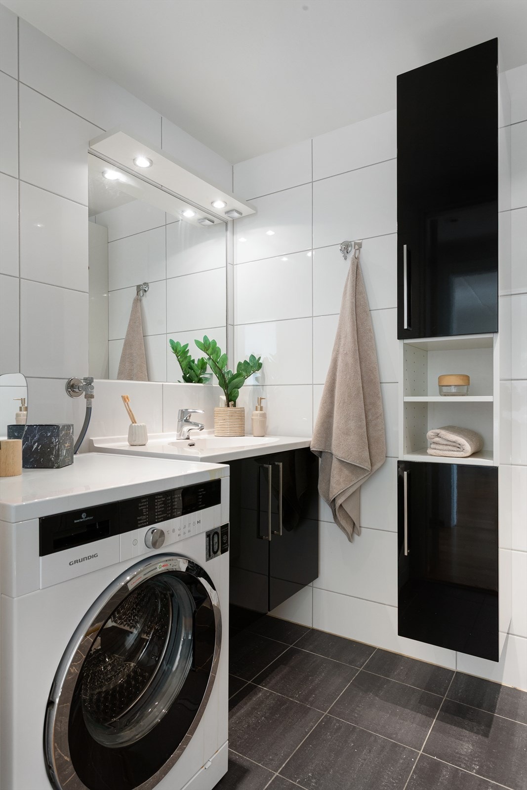 Opplegg for vaskemaskin Galleribilde