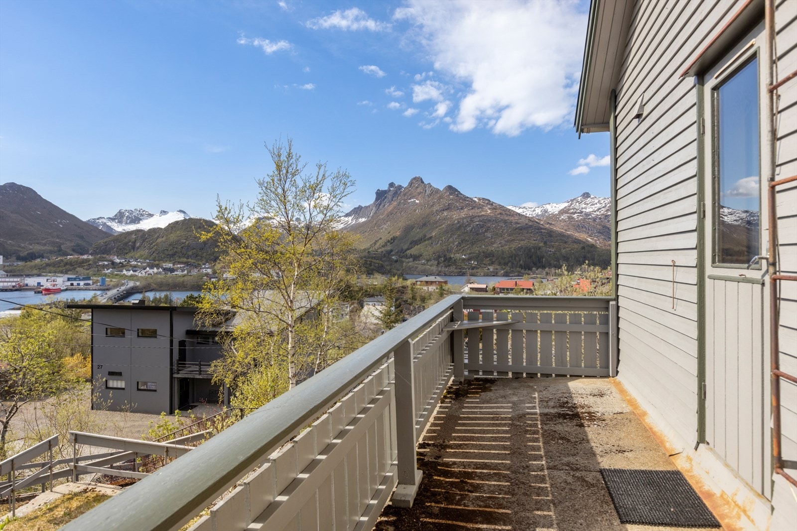 Veranda med veldig god utsikt Galleribilde