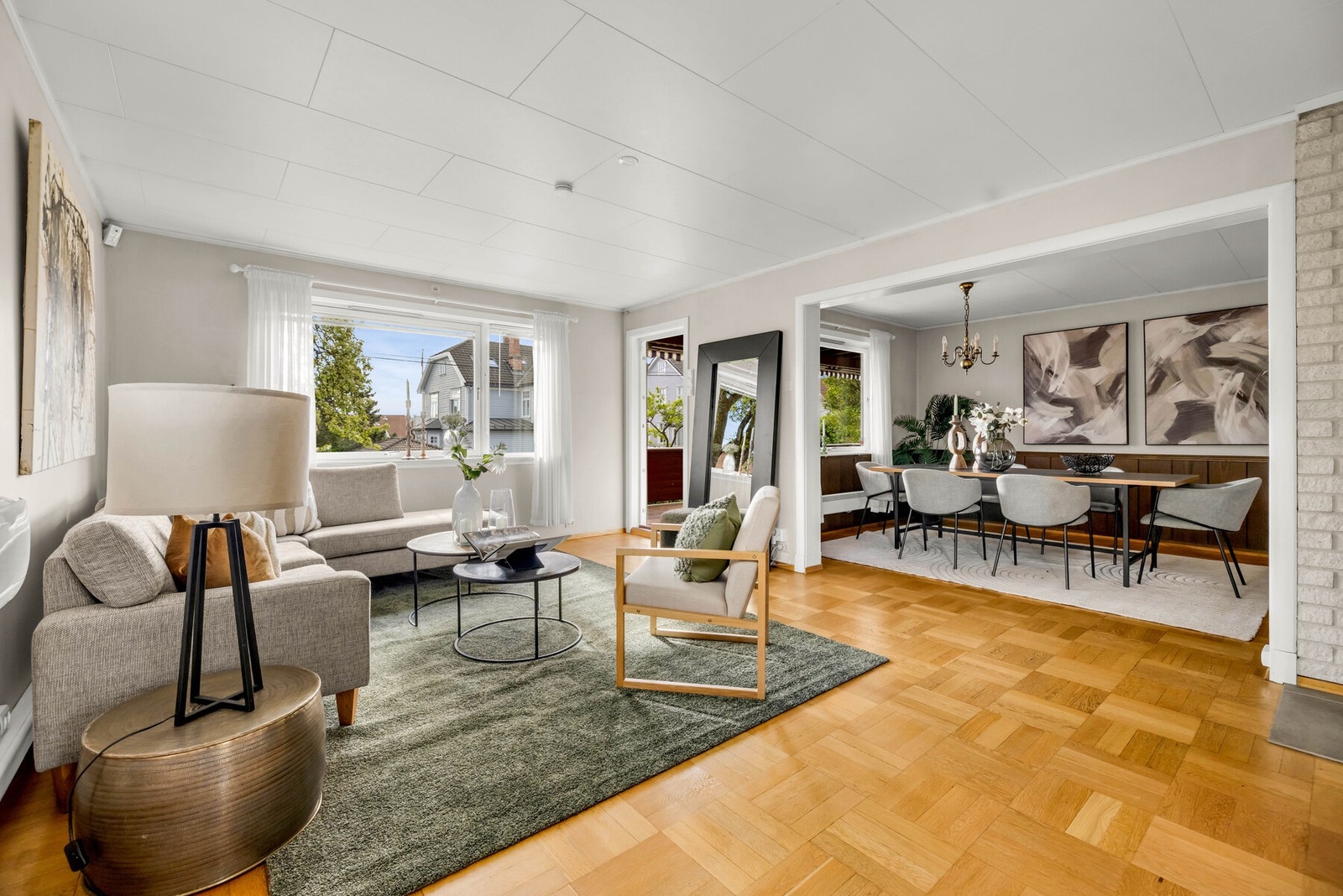 Boligen har to stuer. Galleribilde