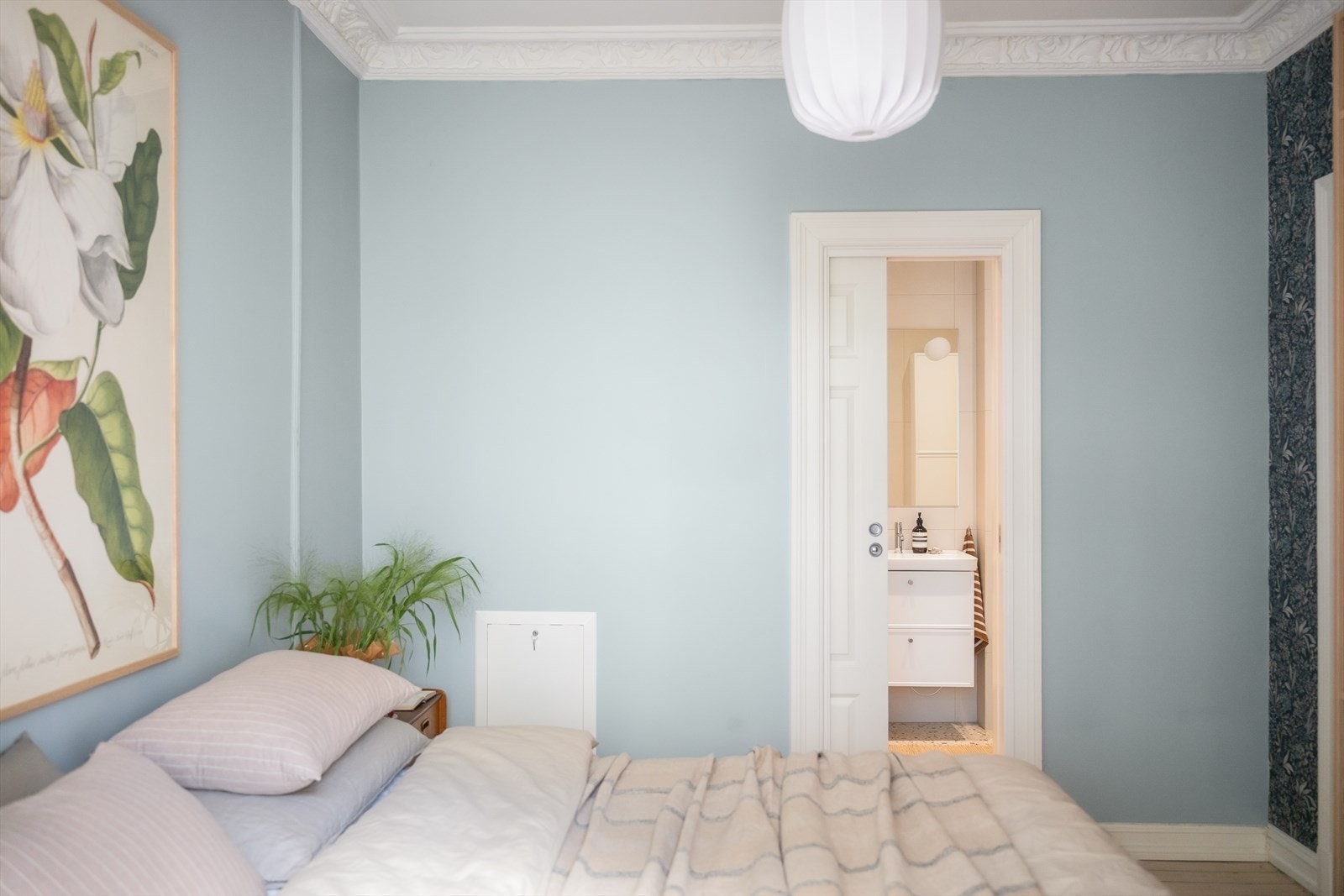 Egen inngang til badet fra soverommet. Galleribilde
