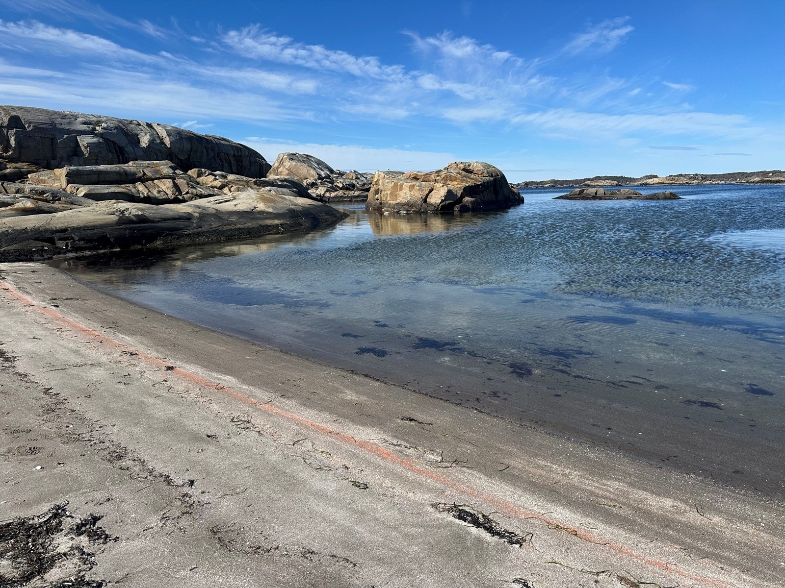 Det tar ca. 5 minutter å gå til en nydelig strand Galleribilde
