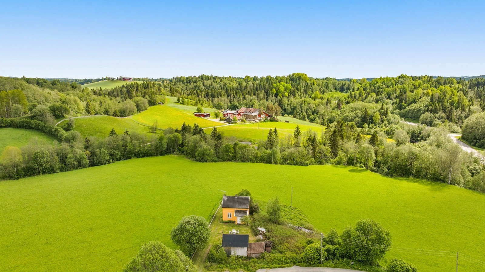 Velkommen til hyggelig visning i Nannestadvegen 109! Galleribilde