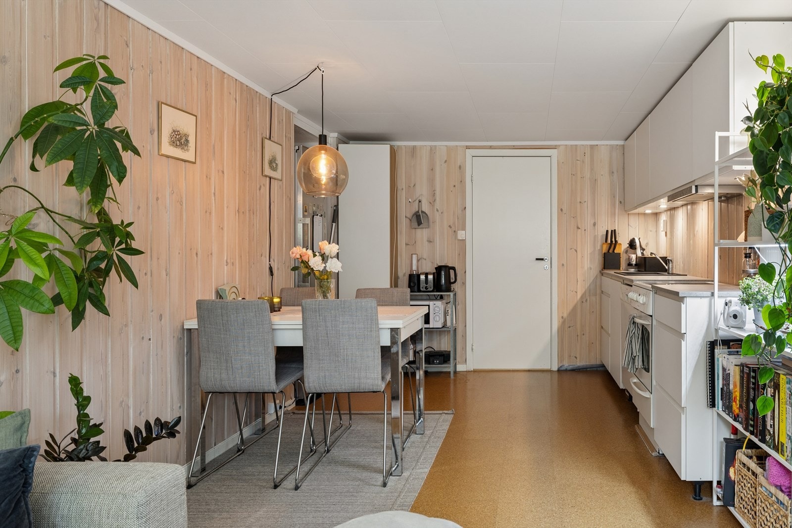 Åpen stue kjøkkenløsning - innredning fra Ikea (2017) Galleribilde