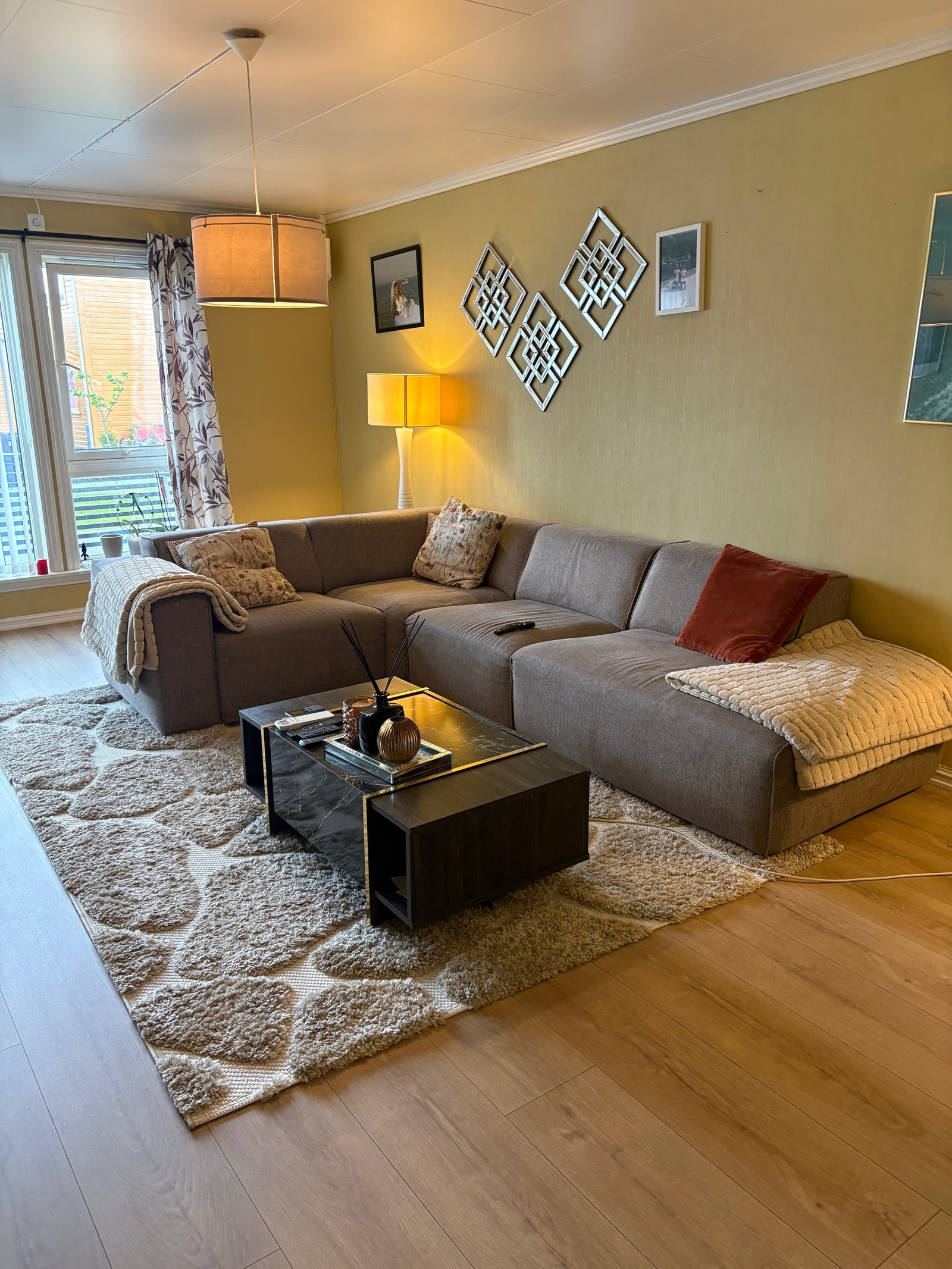 Stue Galleribilde