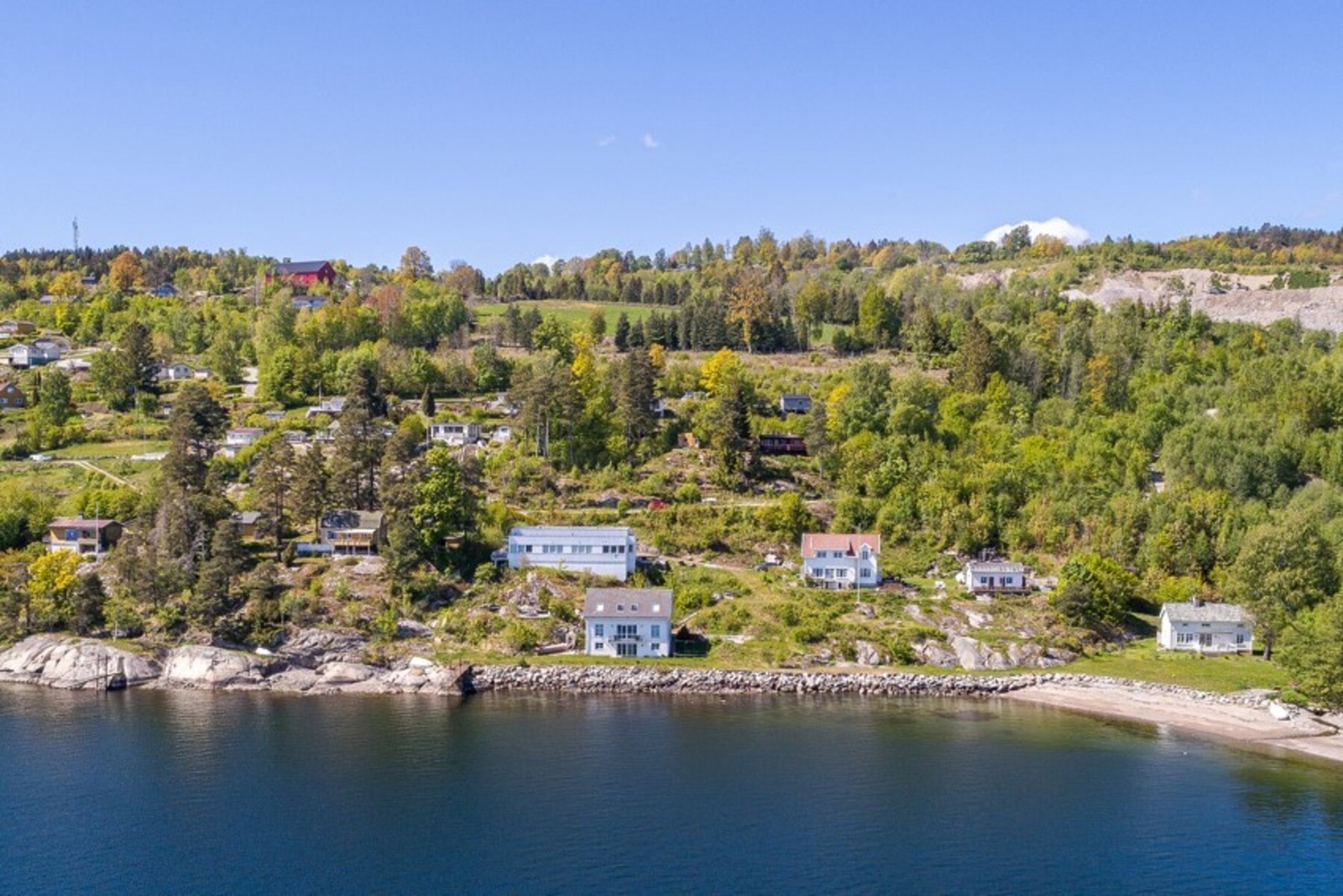 Leiligheten er nummer to fra venstre i 4 mannsboligen. Galleribilde