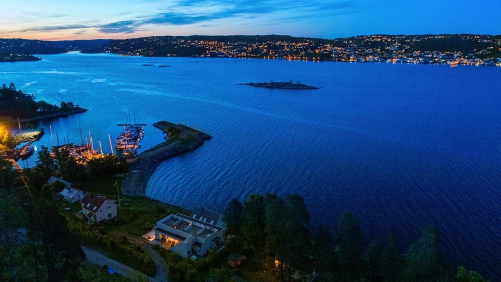 Kveldsstemning over Drøbaksundet Galleribilde
