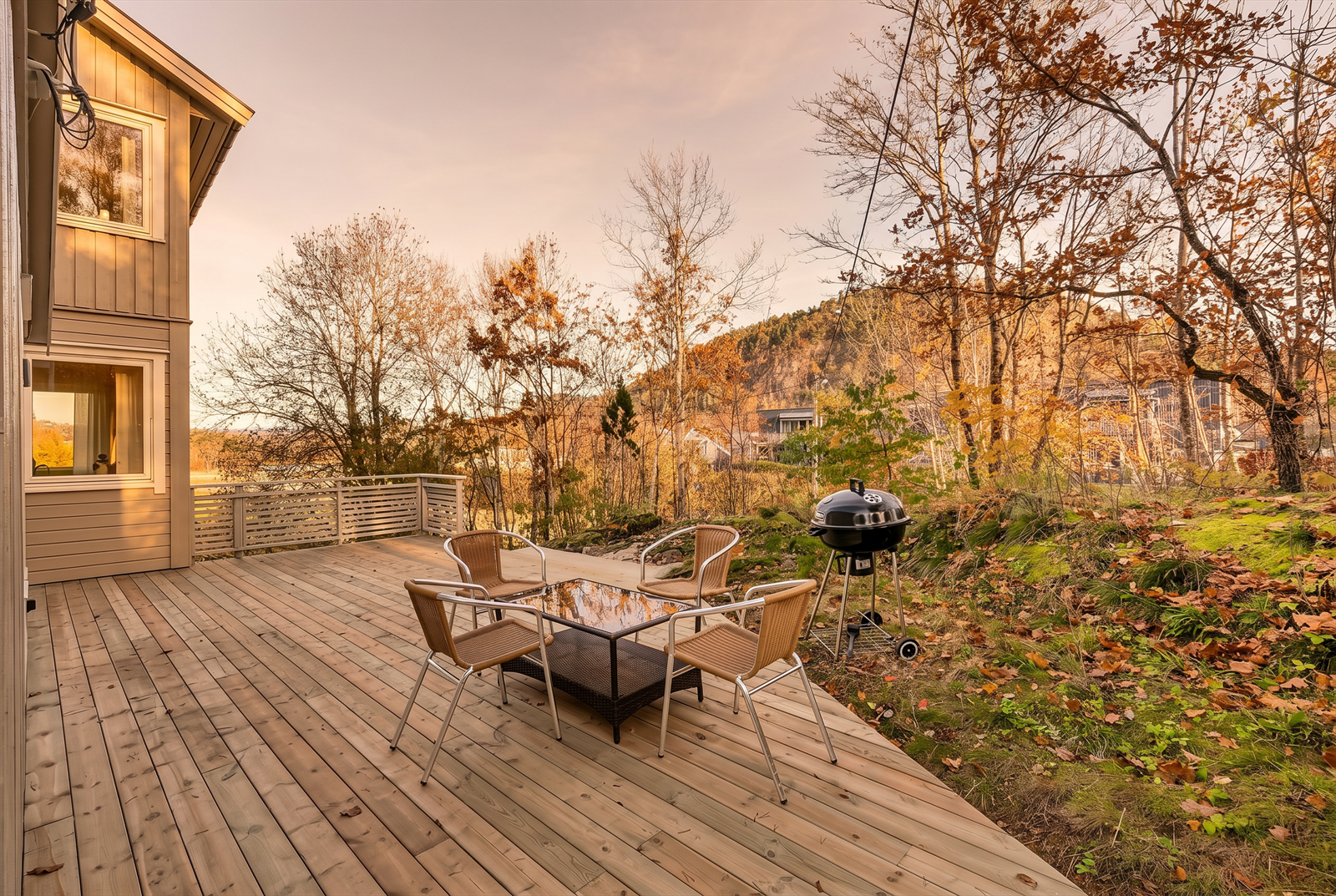 Her er det en herlig terrasse på hele 120m². Galleribilde