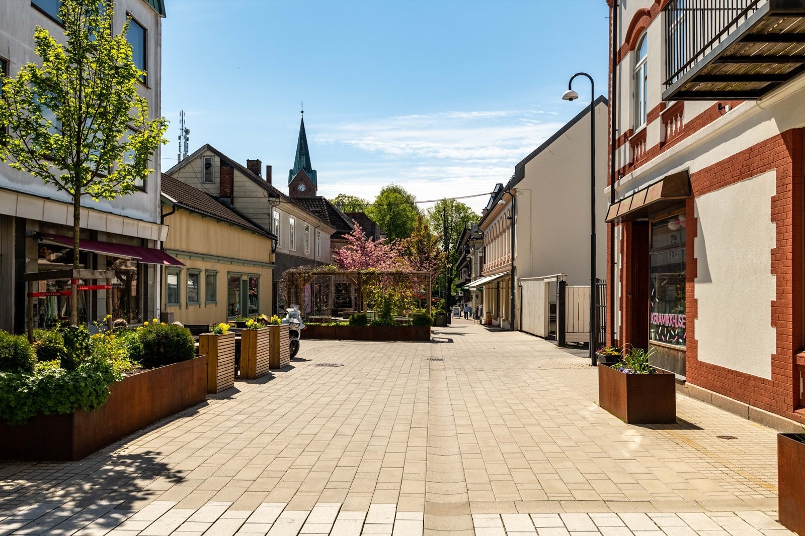 Kun få minutter å gå inn til sentrumskjernen og gågaten. Galleribilde