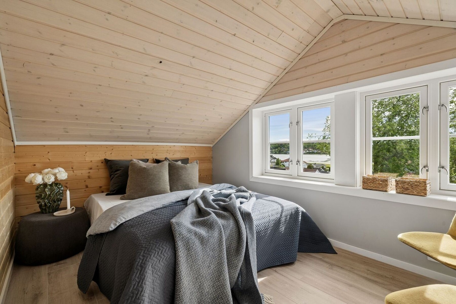 Et nydelig soverom med sjøutsikt! Galleribilde
