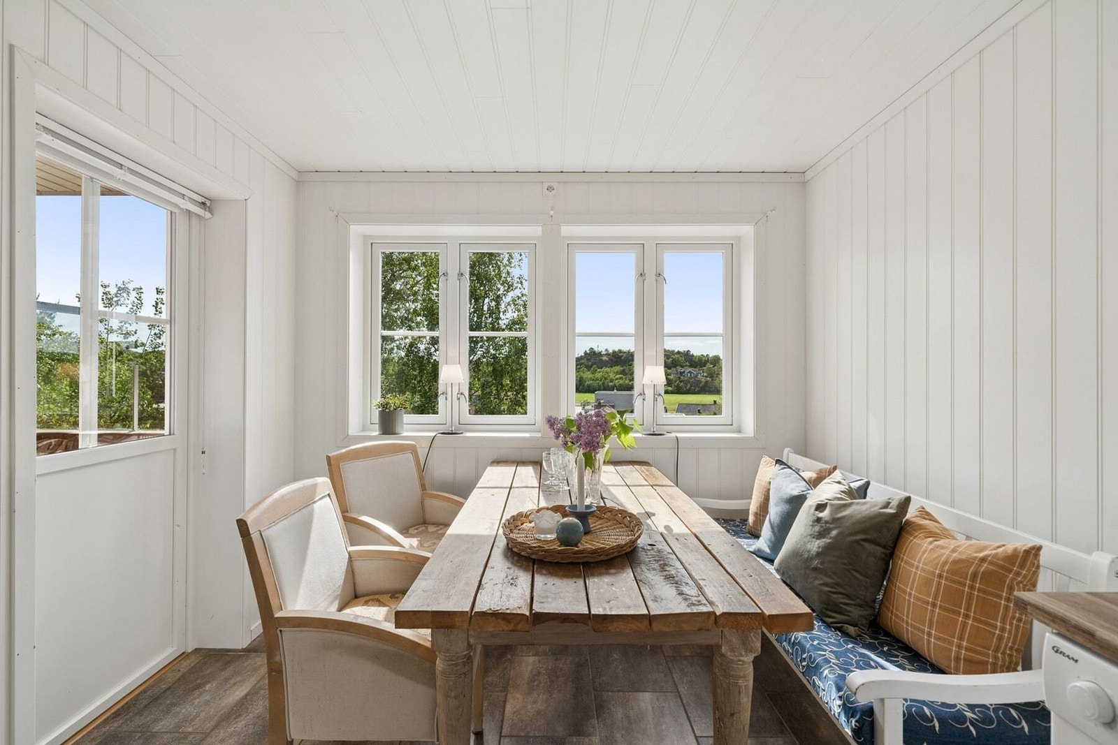 Utgang til veranda. Galleribilde