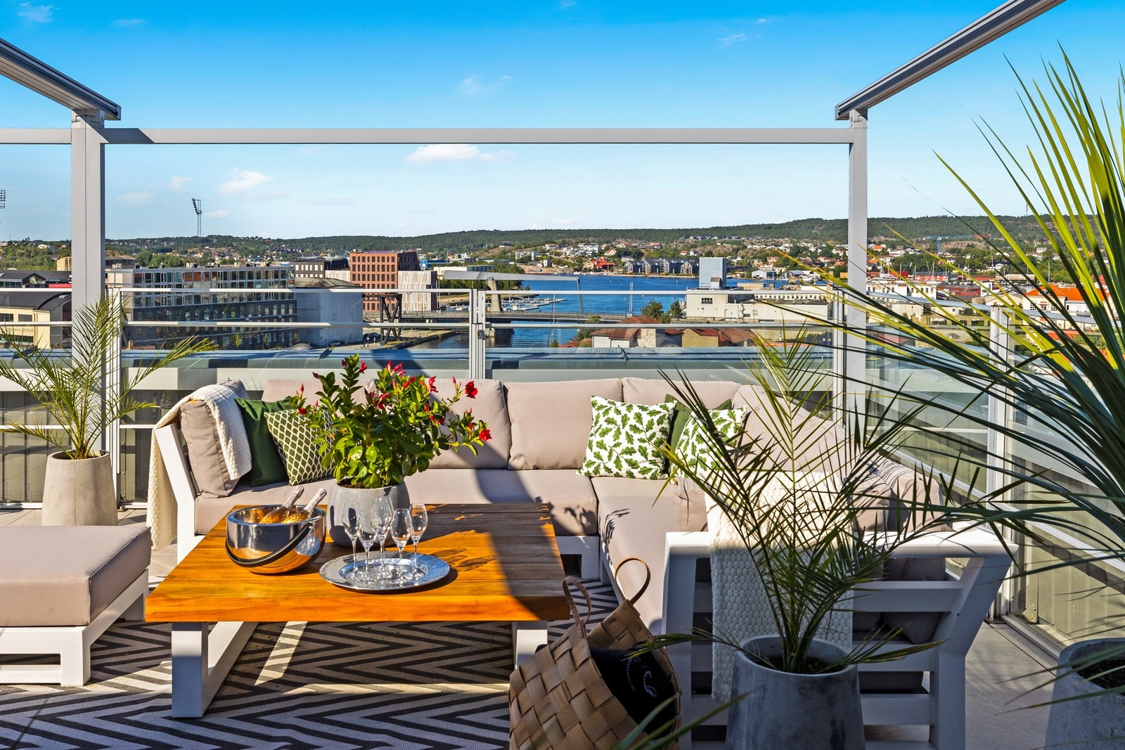 Takterrasse på hele 81 kvm. Galleribilde