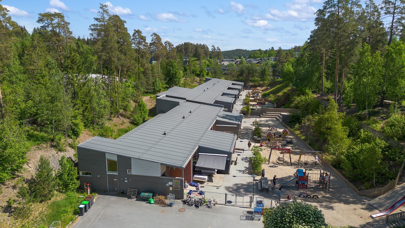 Det er 3 barnehager på Nesøya, her fra Vendla barnehage som ligger kun ca. 500 meter gange fra boligen Galleribilde