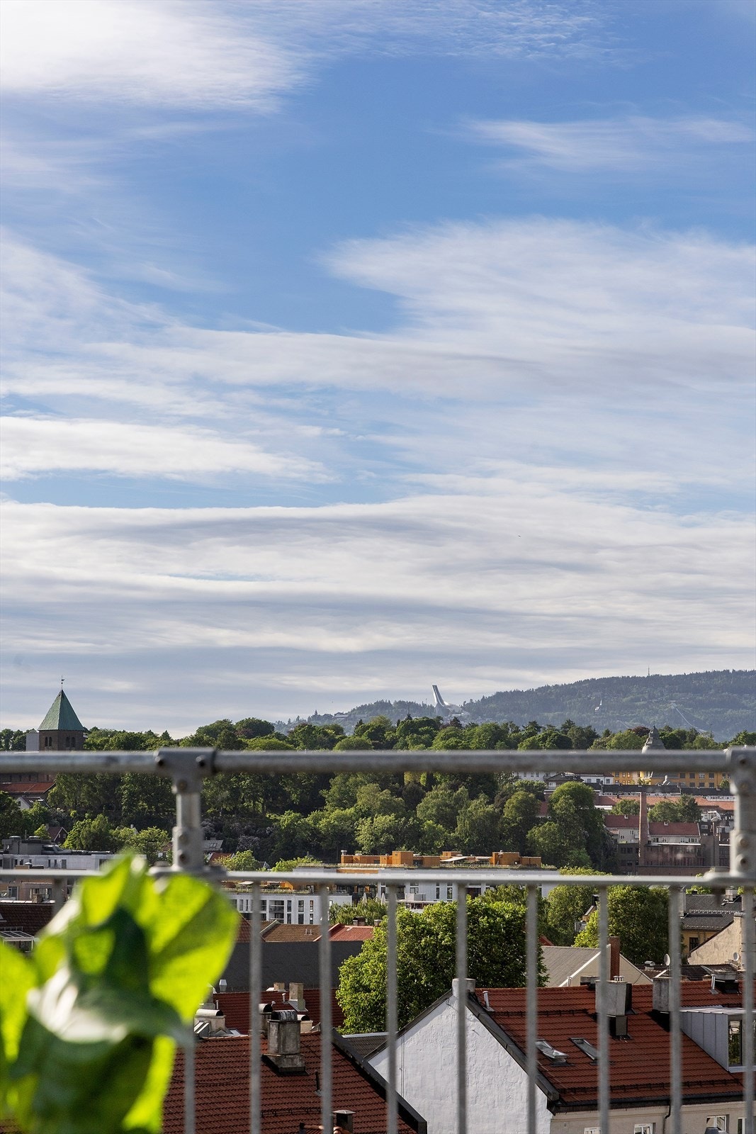 Fantastisk takterrasse med panoramautsikt over Oslo Galleribilde