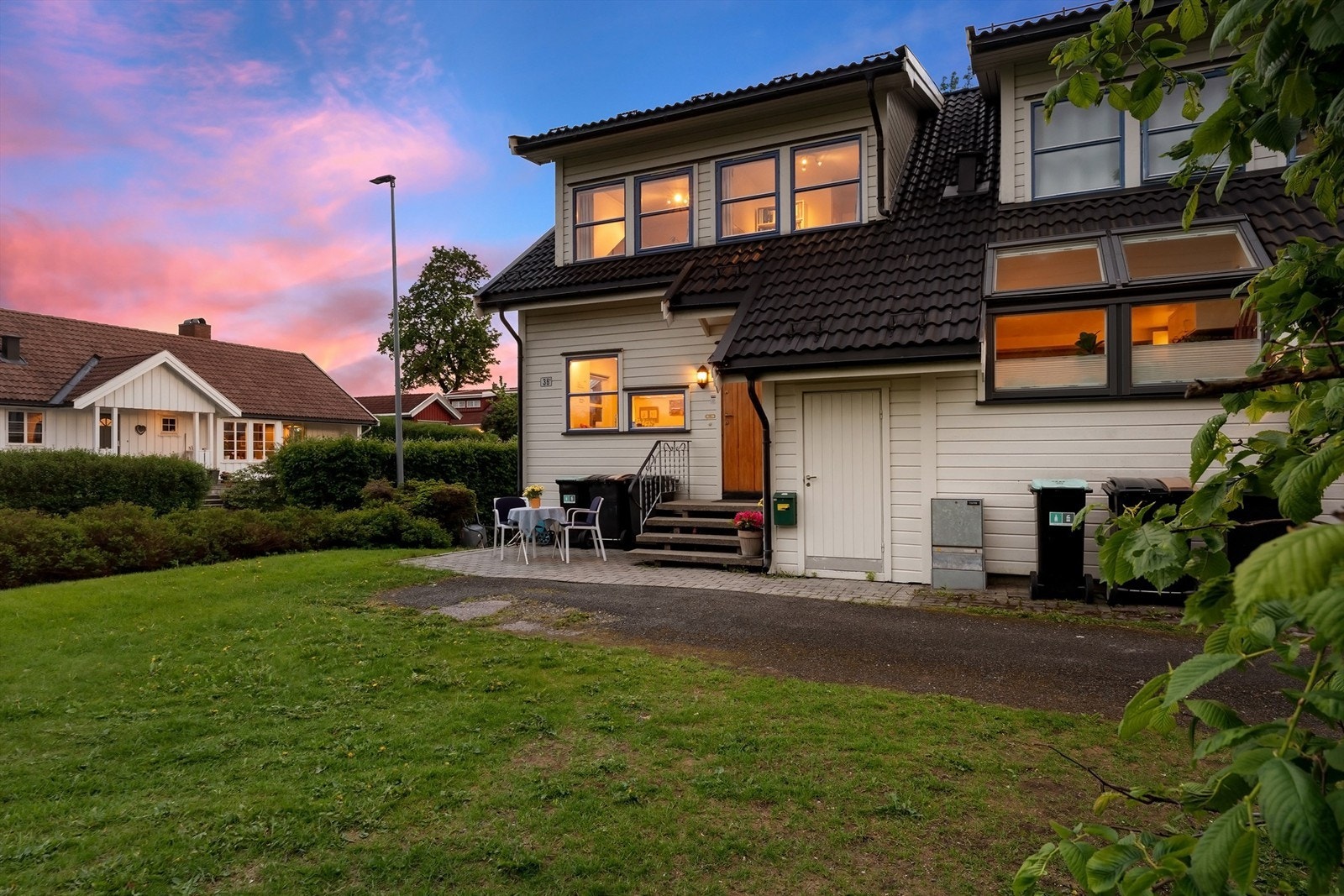 Inngangspartiet til boligen. Galleribilde