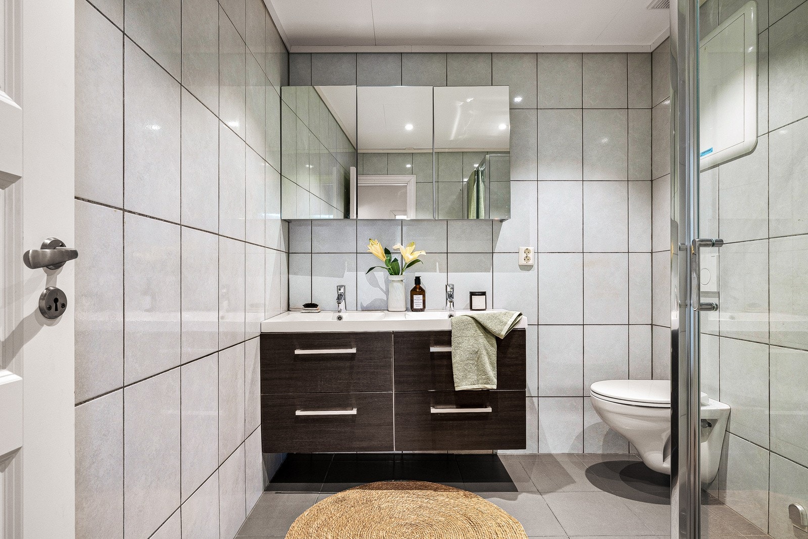 Pent helfliset bad med alt du trenger - Badet ble pusset opp i 2015 Galleribilde