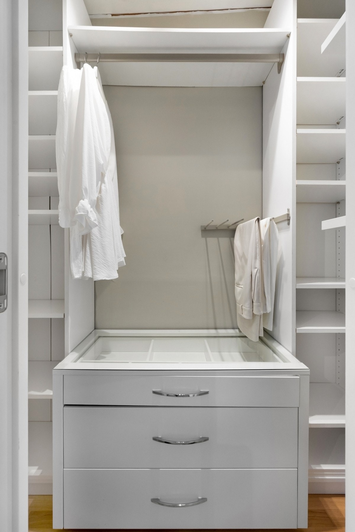 Egen walk-in garderobe Galleribilde