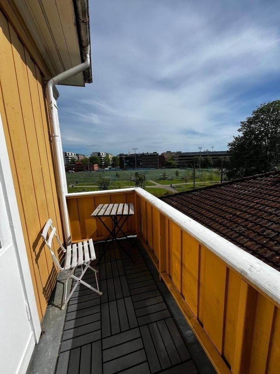 Balkong rom 2 Galleribilde
