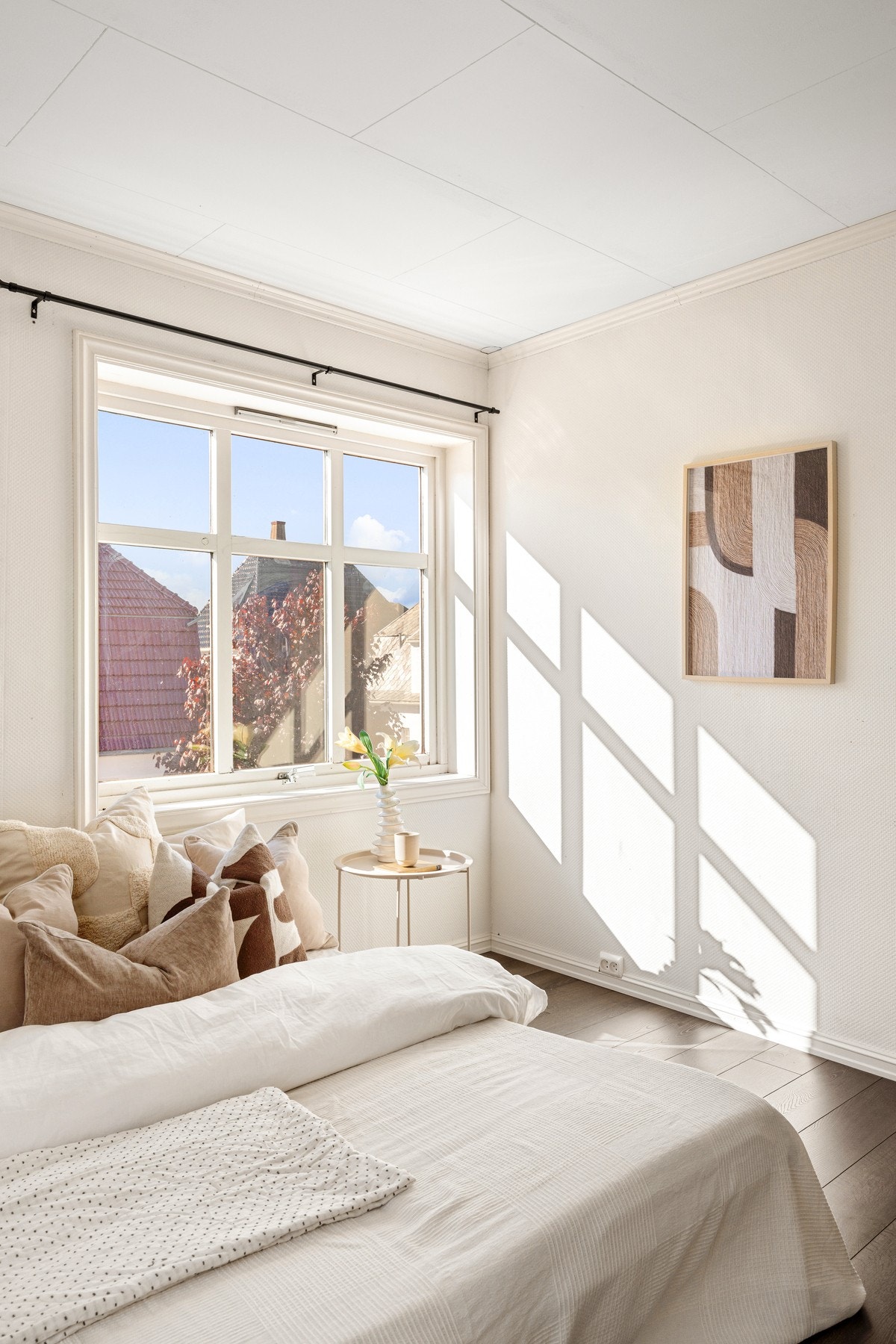 Her er det god plass til seng og annet ønsket møblement, mens det andre passer godt som barnerom, gjesterom eller kontor. Galleribilde