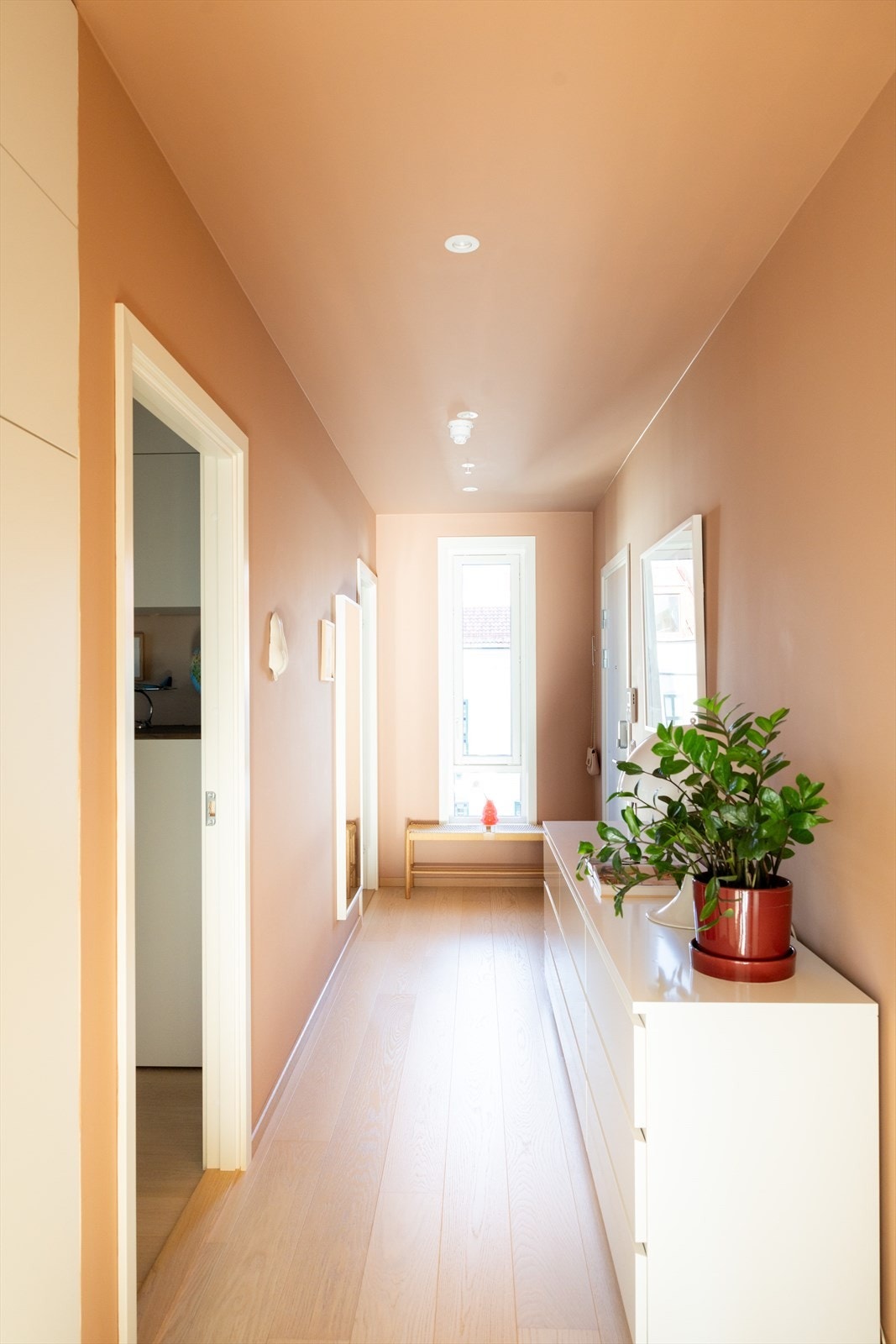 Det er vannbåren gulvvarme i alle rom. Galleribilde